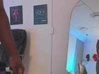 Freechat carter_mcklein on Flirt4Free