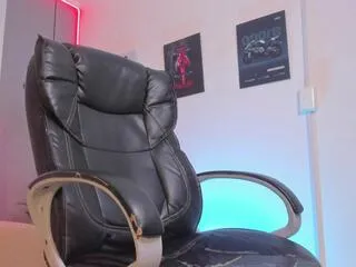 Freechat carter_mcklein on Flirt4Free