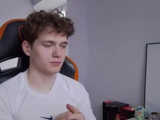 dany_davis — Freechat on Flirt4Free