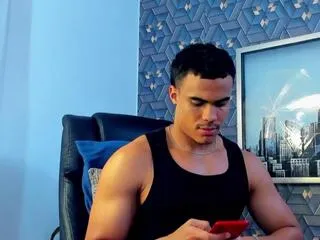 dominic_salazar — Freechat on Flirt4Free