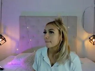 Offline juliana_correa on Flirt4Free