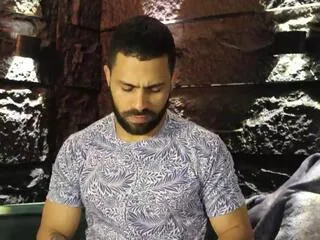 leo_diaz — Freechat on Flirt4Free