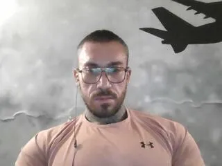 Offline lucias_crawford on Flirt4Free