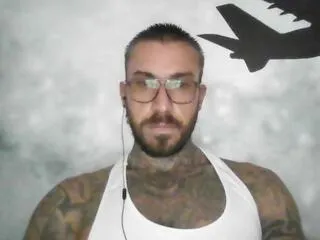 Offline lucias_crawford on Flirt4Free