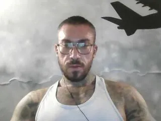 Offline lucias_crawford on Flirt4Free