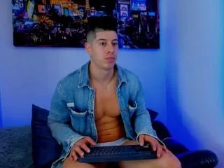 Freechat lukas_greene on Flirt4Free