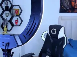 matthew_santos — Freechat on Flirt4Free