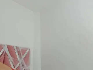 Freechat mia_quevedo on Flirt4Free