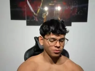 Away stefan_lennox on Flirt4Free