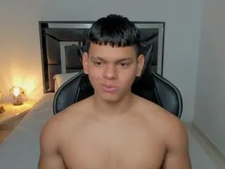 Away stefan_lennox on Flirt4Free