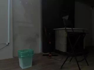 Freechat zeyn_edwards on Flirt4Free