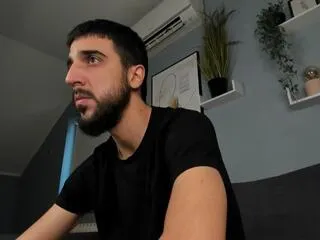 Freechat zeyn_edwards on Flirt4Free