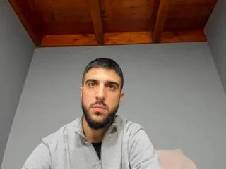 Freechat zeyn_edwards on Flirt4Free