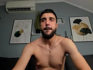 Freechat zeyn_edwards on Flirt4Free