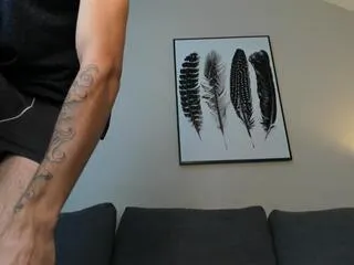 Freechat zeyn_edwards on Flirt4Free