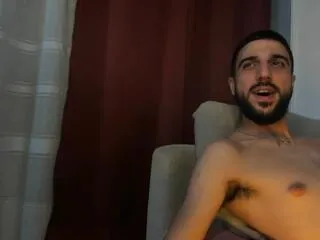 Freechat zeyn_edwards on Flirt4Free