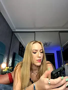 AlyaSeduce on StripChat 