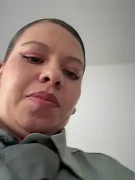 Ariana-07 on StripChat 