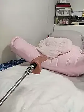 Freechat babyariane on StripChat