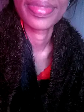 BunnyBloom25 on StripChat 