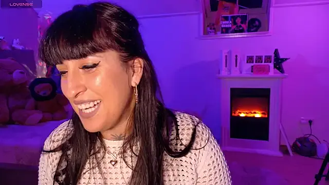 StripChat CarolaDrago is Freechat CarolaDrago — oil tits - Mommy x-