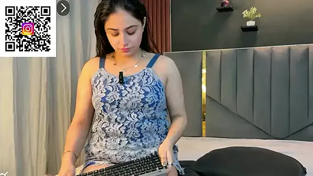 StripChat demieliss is Group demieliss — lets undress