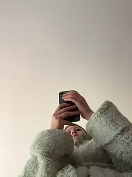 Demure_Whore — Fuck myself with dildo 