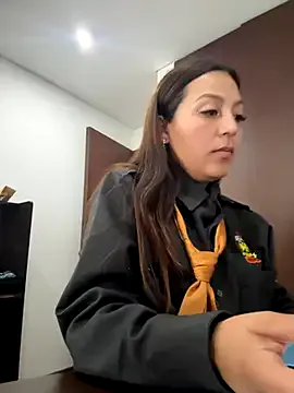 Freechat Emily-7_ on StripChat