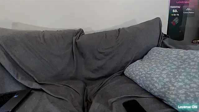 Freechat EmoDream1998 on StripChat