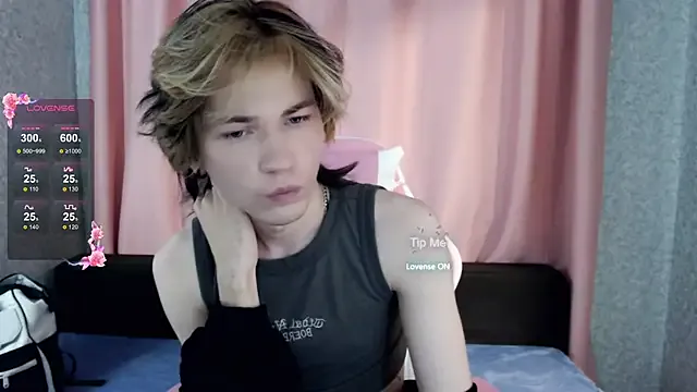 Freechat evan_reinhart on StripChat