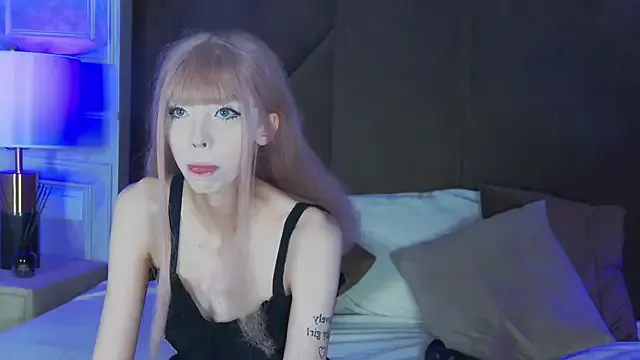 Evelyn_Neal on StripChat 