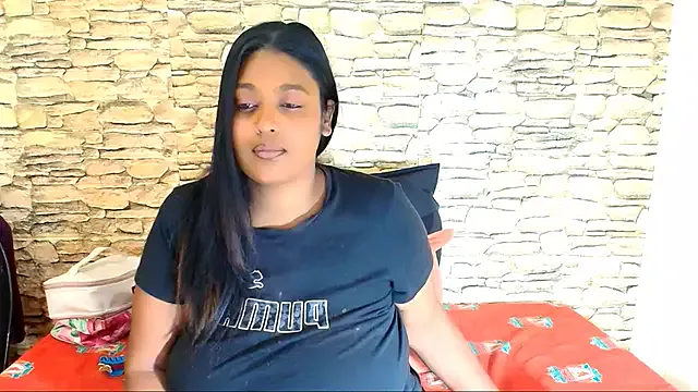 Freechat IndianYummy on StripChat