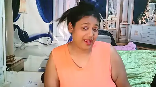 Freechat IndianYummy on StripChat