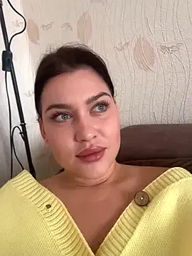 KikiWatson on StripChat 