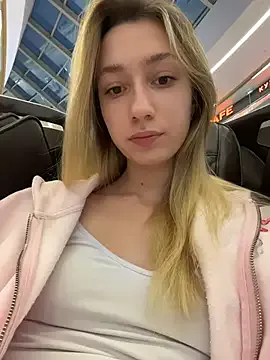 StripChat Lia__Love is Freechat Lia__Love — Did u miss me?