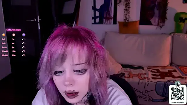 Lollyshy on StripChat 