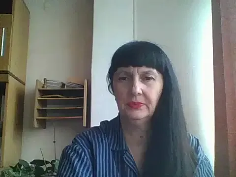 Freechat MelanyBanks on StripChat