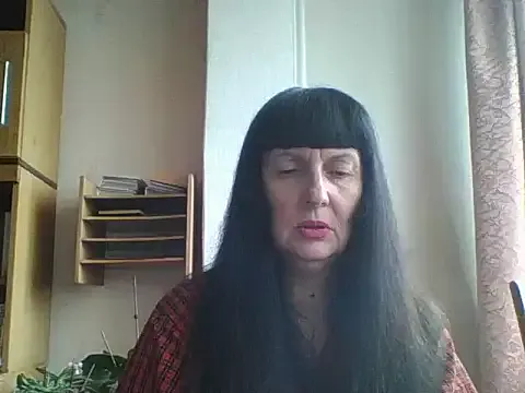 Freechat MelanyBanks on StripChat