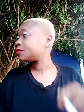 Missnightxx on StripChat