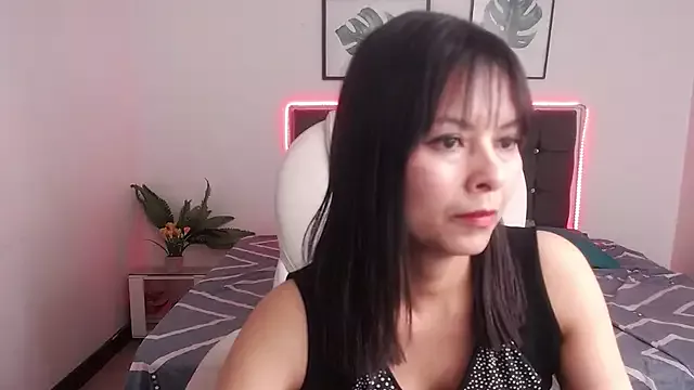 Freechat MysticMature on StripChat