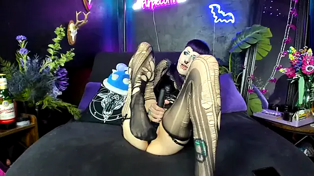 Purple_Coffin666 on StripChat 