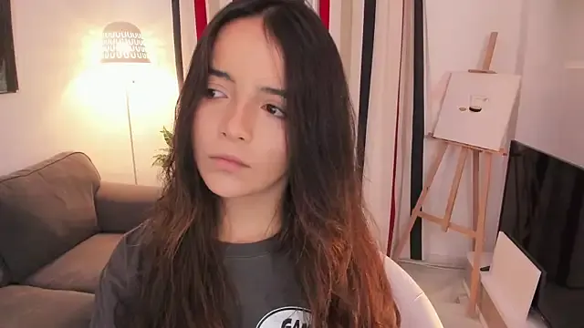 StripChat Raychell_Black is Group Raychell_Black — Shakira hot dancing