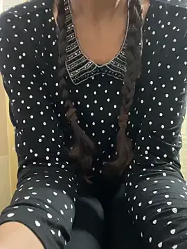 Freechat SHARONRodrig on StripChat