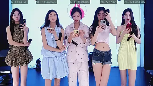 StripChat SK10010 is Freechat SK10010 — Freechat on StripChat