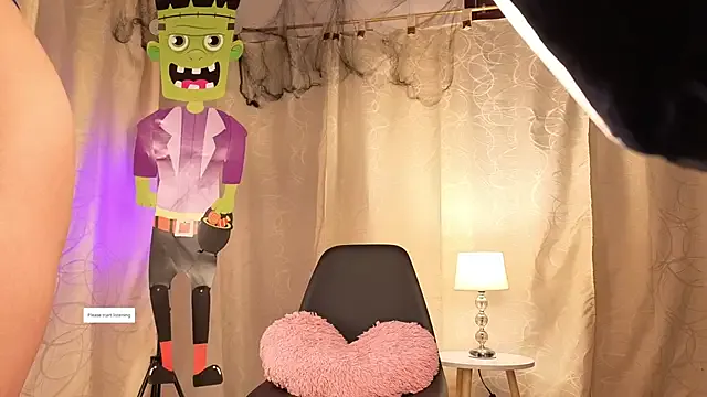 Freechat sophia_dumont on StripChat