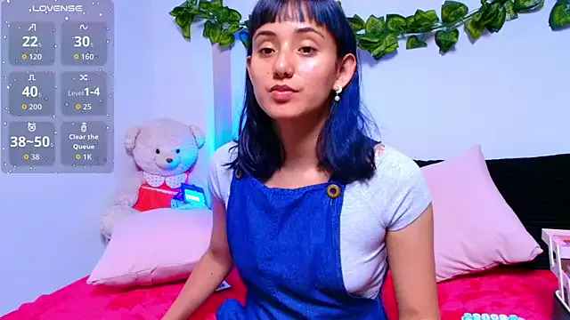 tati_cardenas on StripChat 