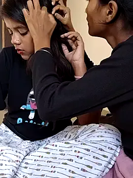 Freechat Unique_girls90 on StripChat