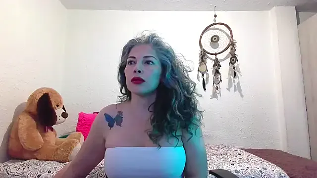 Victoria_Lover — mostrar pussy