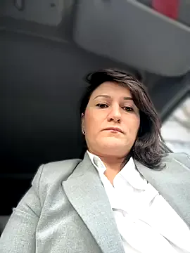 ZhenjaPoledance — Show tits